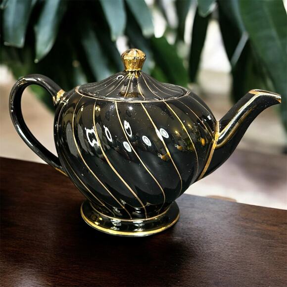 Vintage Ceramic Sadler England Teapot Black Gold Swirl Accent #1745 - Picture 1 of 6